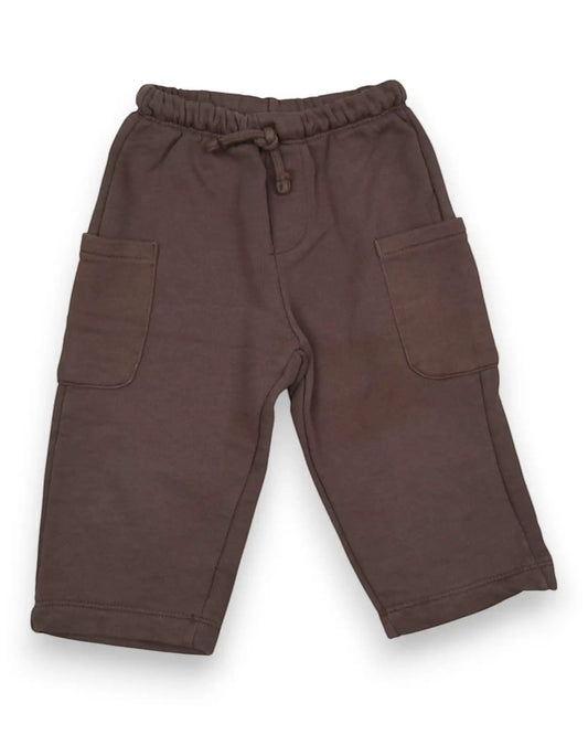 Calças de felpo castanhas Zara com cintura elástica, cordão e bolsos cargo. Tamanho 2 anos.