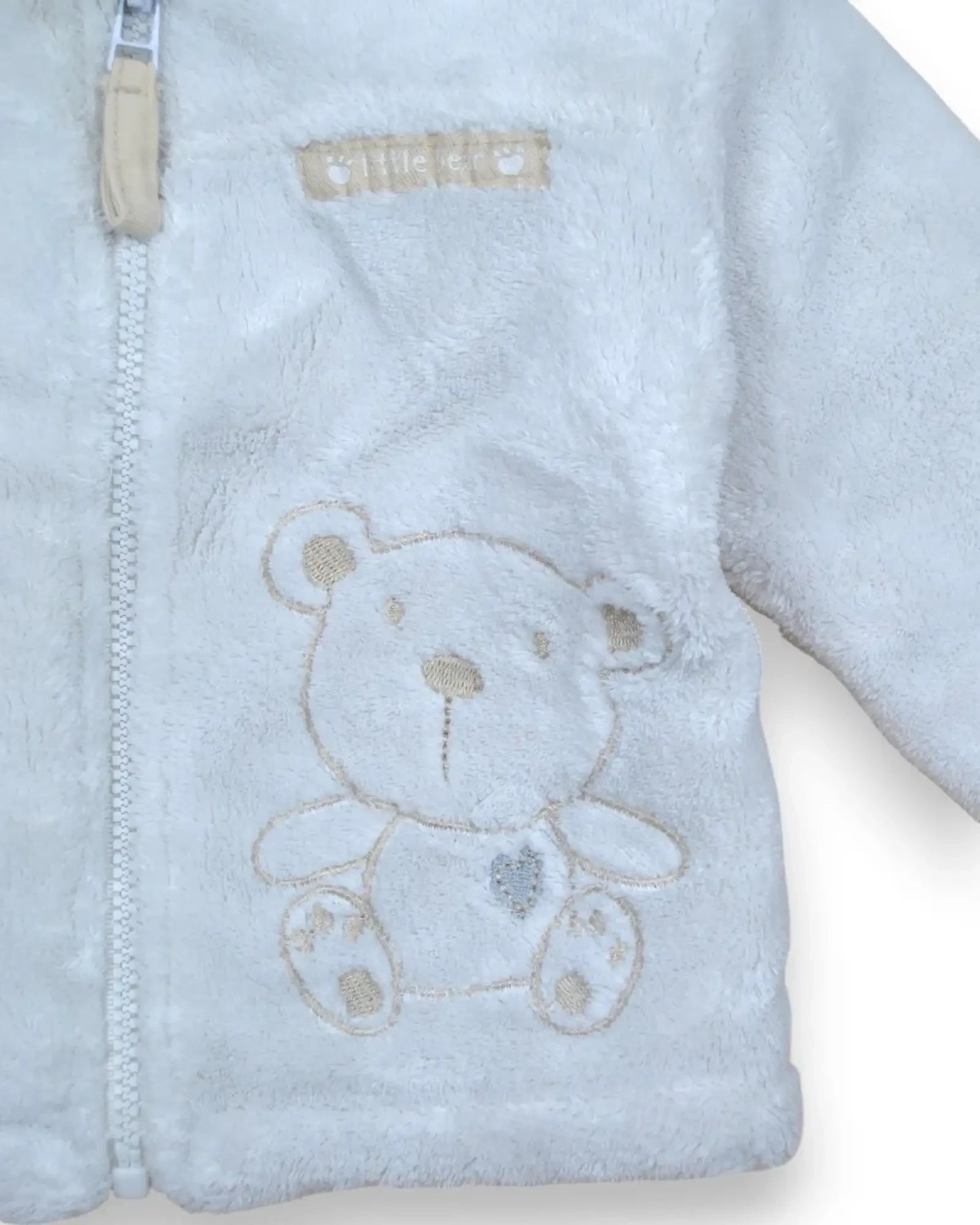 Casaco de peluche branco Petit Fox Portugal para bebé com bordado de urso e fecho frontal macio