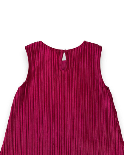 Petit Fox Portugal fuchsia pleated sleeveless A-line dress with keyhole back detail.