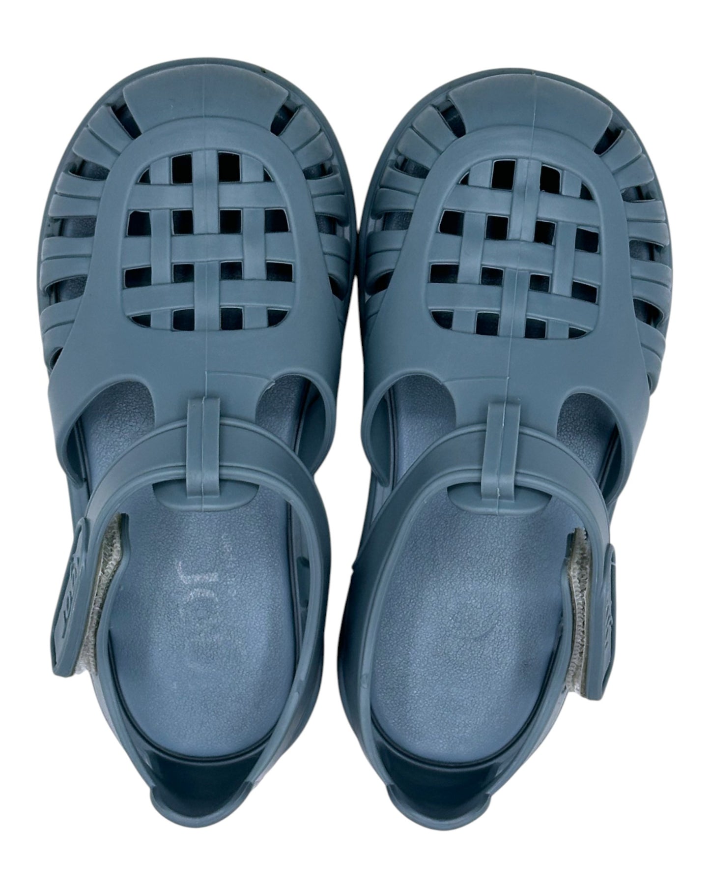 Sandálias Cinza Tam 24