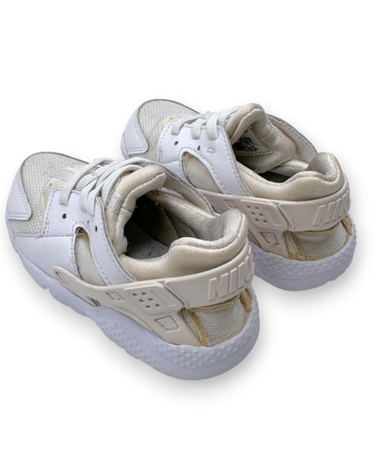 Ténis Huarache Run Tam 26