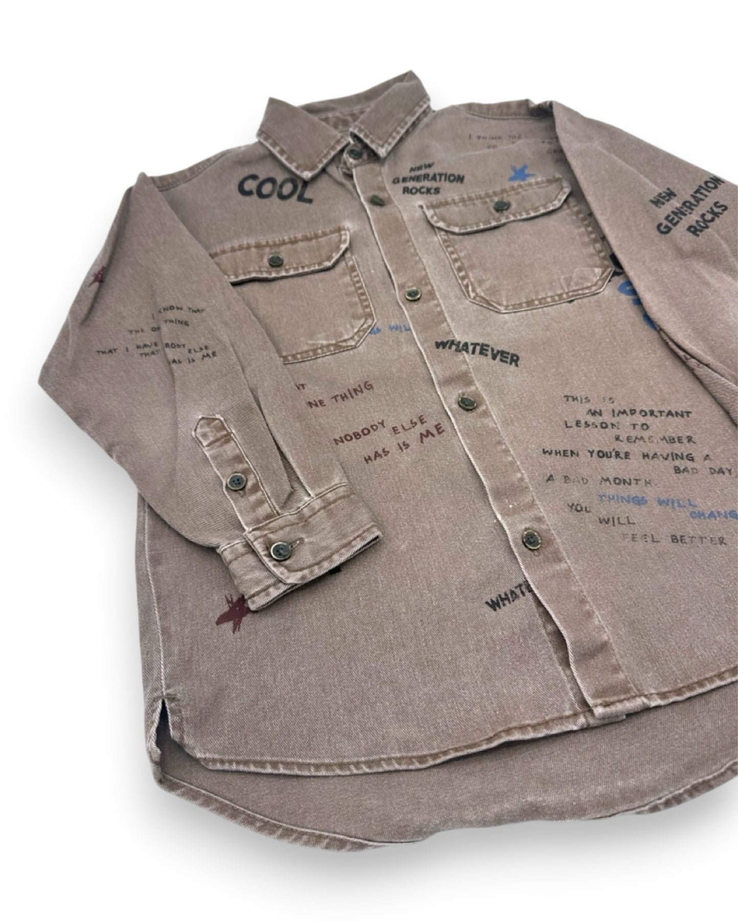 Camisa Castanha Graffiti 5 Anos