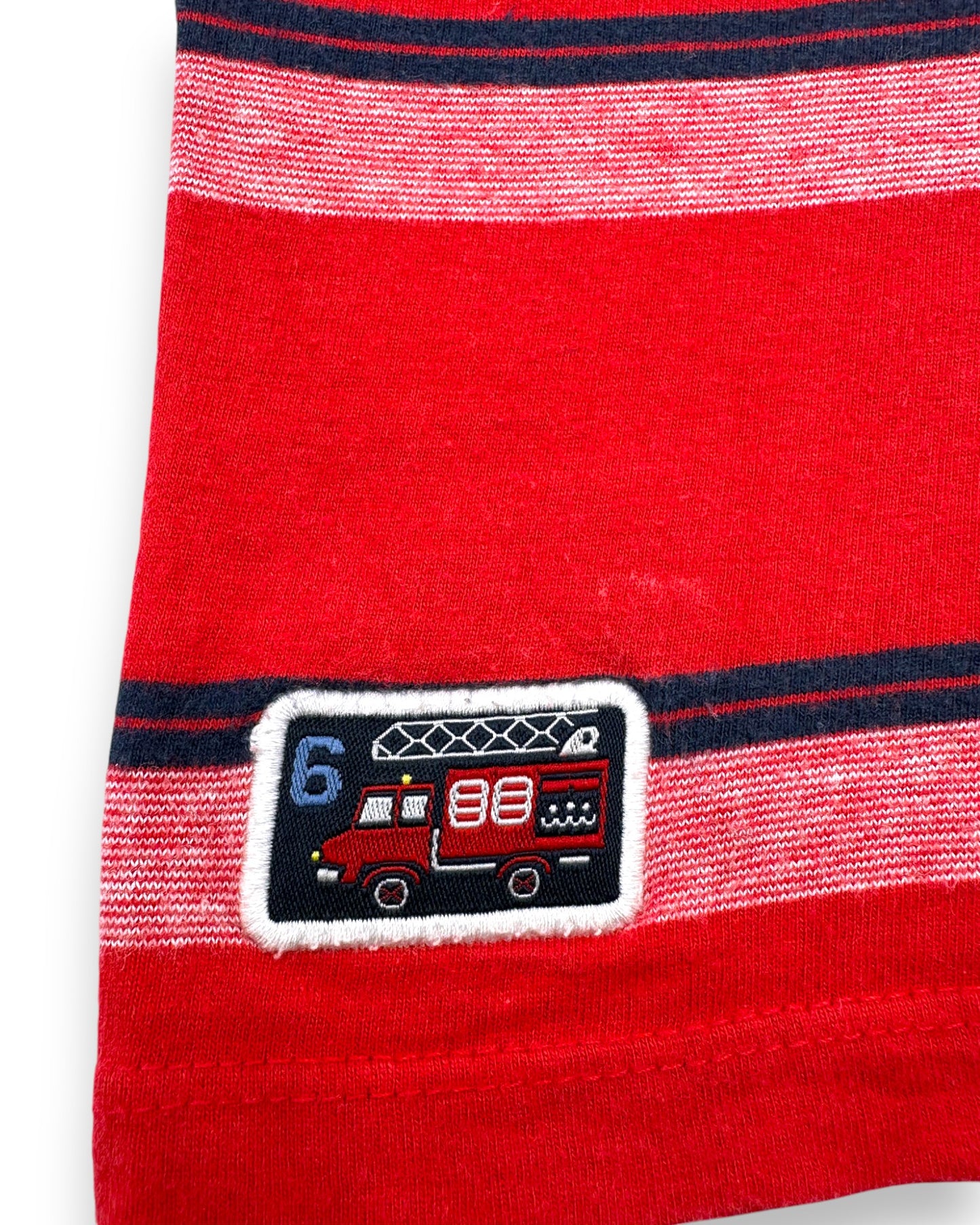 T-Shirt Vermelha Riscas 4 Anos