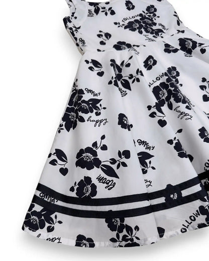 Vestido Branco CHICCO - 5 Anos