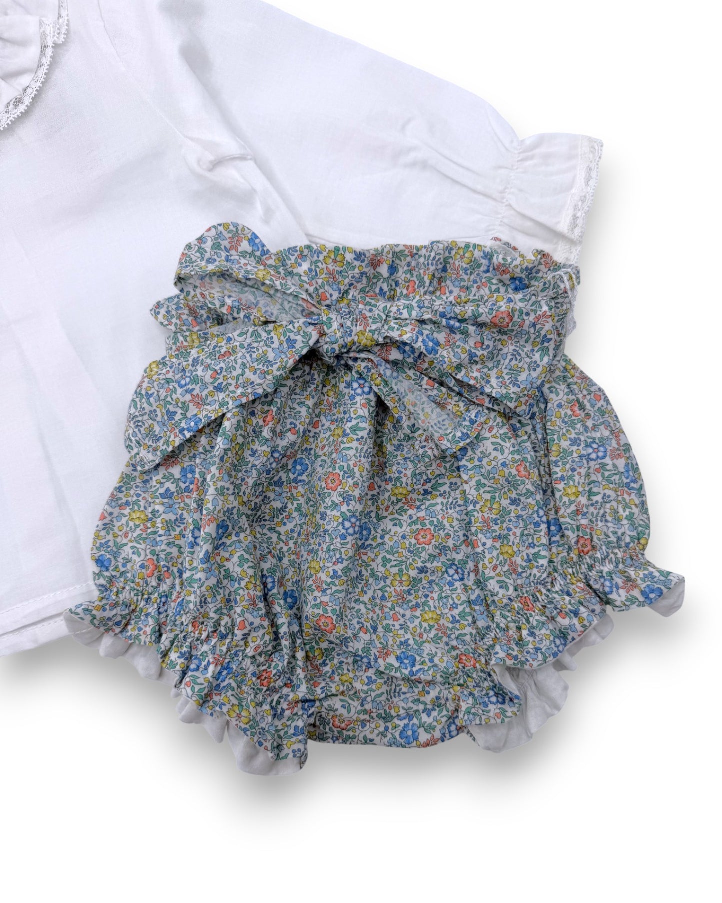 Conjunto Blusa e Tapa Fraldas 3-6 Meses