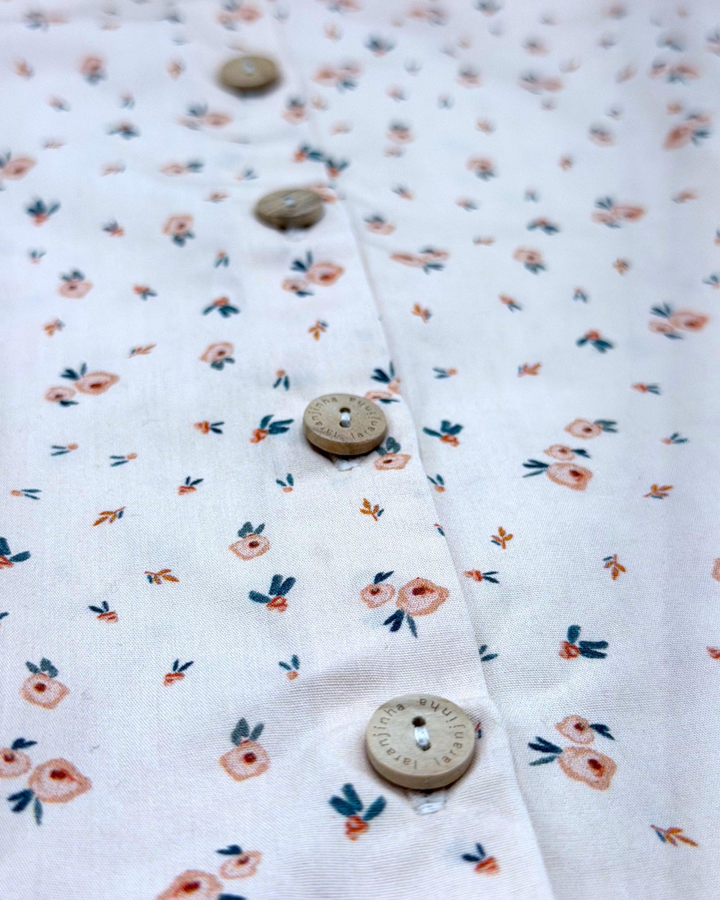 Blusa Bege Floral 5 Anos